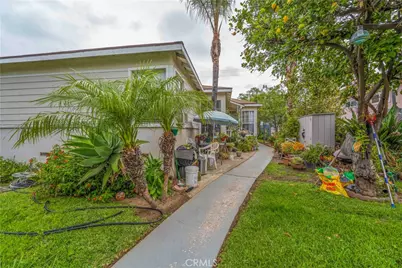 5519 Via Corona, Los Angeles, CA 90022 - Photo 3