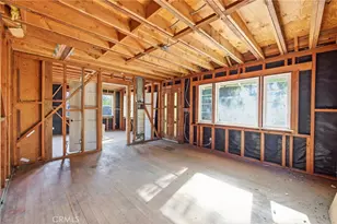10064 Sunland Blvd, Sunland, CA 91040 - Photo 37