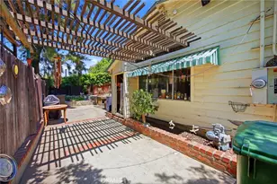 10064 Sunland Blvd, Sunland, CA 91040 - Photo 5