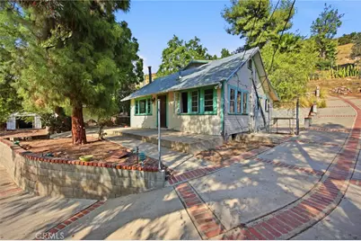 10064 Sunland Boulevard, Sunland, CA 91040 - Photo 1