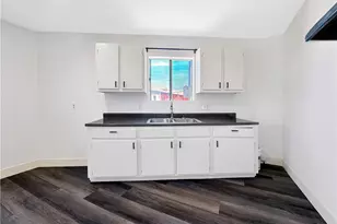 1400 W 65th, Los Angeles, CA 90047 - Photo 5