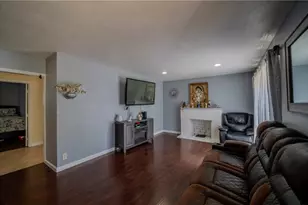 409 W Cedar, Compton, CA 90220 - Photo 3