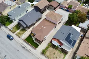 658 Oakford, East Los Angeles, CA 90022 - Photo 25