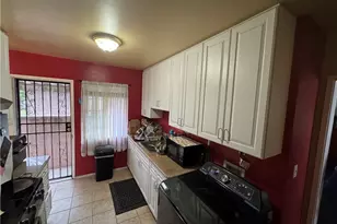658 Oakford, East Los Angeles, CA 90022 - Photo 3