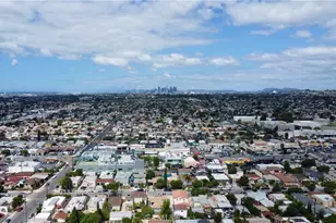 658 Oakford, East Los Angeles, CA 90022 - Photo 33