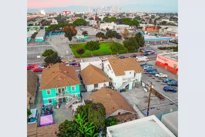 348 W Vernon Avenue, Los Angeles, CA 90037 - Photo 41