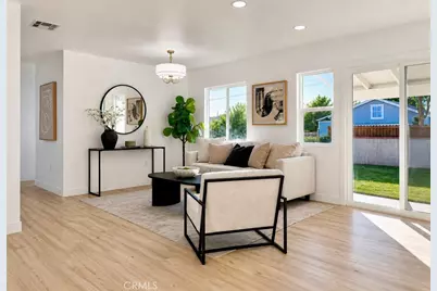 13345 Ottoman, Pacoima, CA 91331 - Photo 7