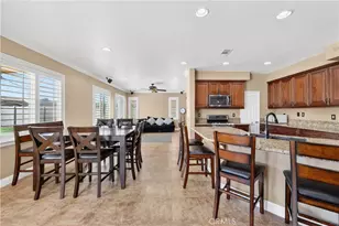 27708 Carlton Oaks St, Murrieta, CA 92562 - Photo 17