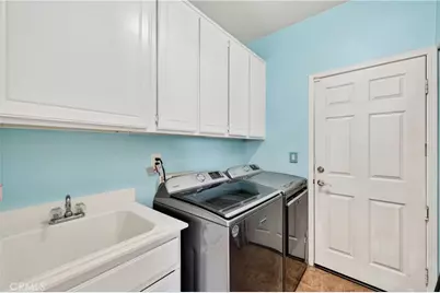 27708 Carlton Oaks Street, Murrieta, CA 92562 - Photo 59