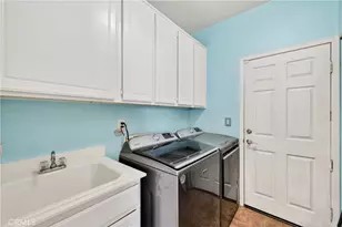27708 Carlton Oaks St, Murrieta, CA 92562 - Photo 59