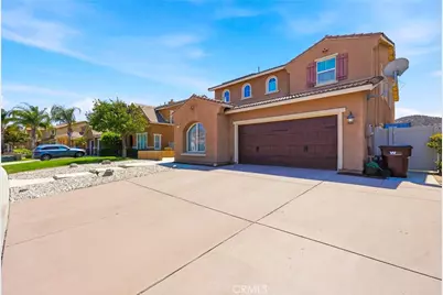 27708 Carlton Oaks Street, Murrieta, CA 92562 - Photo 5
