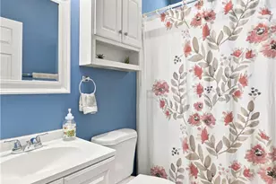 27708 Carlton Oaks St, Murrieta, CA 92562 - Photo 17