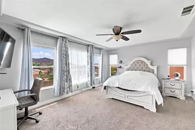 27708 Carlton Oaks Street, Murrieta, CA 92562 - Photo 33