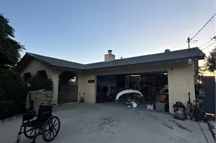 7520 Oakwood Ave, Hesperia, CA 92345 - Photo 1