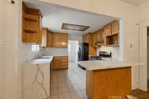 4211 S Flower, Los Angeles, CA 90037 - Photo 17