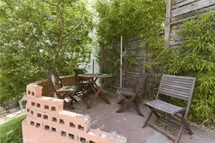 3901 De Longpre Ave, Los Angeles, CA 90027 - Photo 19