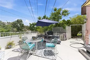 3901 De Longpre Ave, Los Angeles, CA 90027 - Photo 13