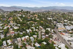 3901 De Longpre Ave, Los Angeles, CA 90027 - Photo 31