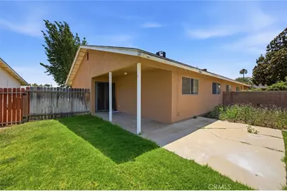 8231 Carnation Court, Riverside, CA 92503 - Photo 49