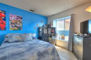 14819 Downey Ave, Paramount, CA 90723 - Photo 17
