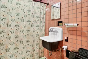 156 E 70th, Los Angeles, CA 90003 - Photo 17