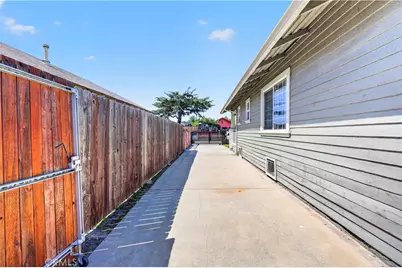 156 E 70th, Los Angeles, CA 90003 - Photo 31