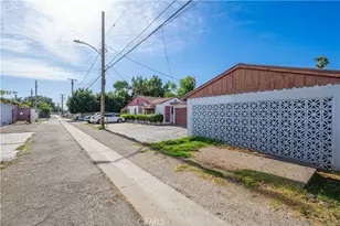 410 N Spring, Compton, CA 90221 - Photo 5