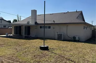 805 N Langham Ave, Covina, CA 91724 - Photo 7