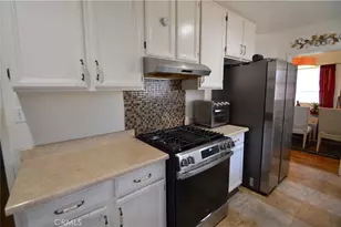 10953 Sampson Ave, Lynwood, CA 90262 - Photo 9