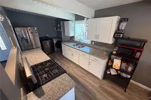 1701 Manor Cir, Pomona, CA 91766 - Photo 11