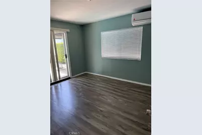 22814 Collins, Woodland Hills, CA 91367 - Photo 7