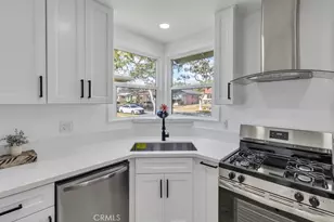 10947 Atkinson, Inglewood, CA 90303 - Photo 9