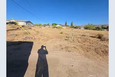 55685 Navajo, Yucca Valley, CA 92284 - Photo 9