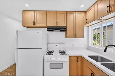 1031 N Fickett, Los Angeles, CA 90033 - Photo 17