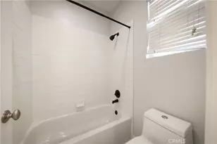 5702 Segovia Way, Bakersfield, CA 93306 - Photo 25