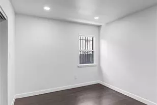 738 E 97th St, Los Angeles, CA 90002 - Photo 13