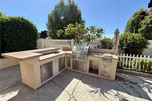2494 Marsha Ct, Riverside, CA 92506 - Photo 13