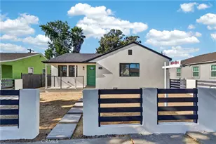 2106 W 94th Pl, Los Angeles, CA 90047 - Photo 51