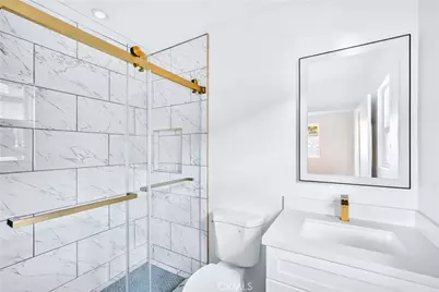 2106 W 94th, Los Angeles, CA 90047 - Photo 39