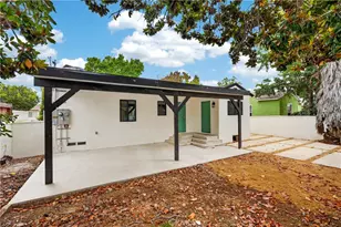 2106 W 94th Pl, Los Angeles, CA 90047 - Photo 49
