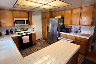8374 Donna, Jurupa Valley, CA 92509 - Photo 21