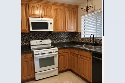 15228 Laguna, Lake Elsinore, CA 92530 - Photo 3