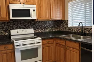 15228 Laguna, Lake Elsinore, CA 92530 - Photo 3