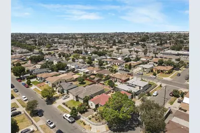 2011 N Grape, Compton, CA 90222 - Photo 7