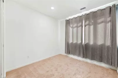10618 Paramount, Downey, CA 90241 - Photo 21