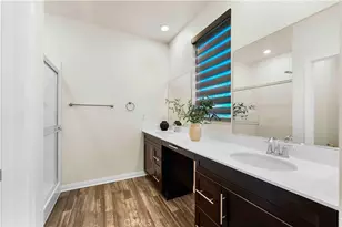 10618 Paramount, Downey, CA 90241 - Photo 17