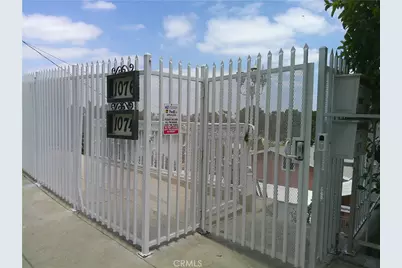 1074 N Bonnie Beach Place, Los Angeles, CA 90063 - Photo 17