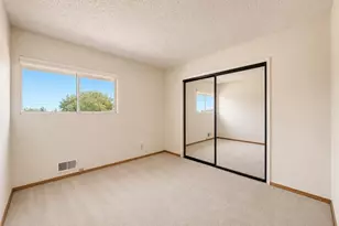 25825 Holly Vista Blvd, San Bernardino, CA 92404 - Photo 11