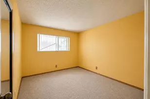 25825 Holly Vista Blvd, San Bernardino, CA 92404 - Photo 17