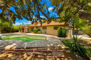 25825 Holly Vista Blvd, San Bernardino, CA 92404 - Photo 19